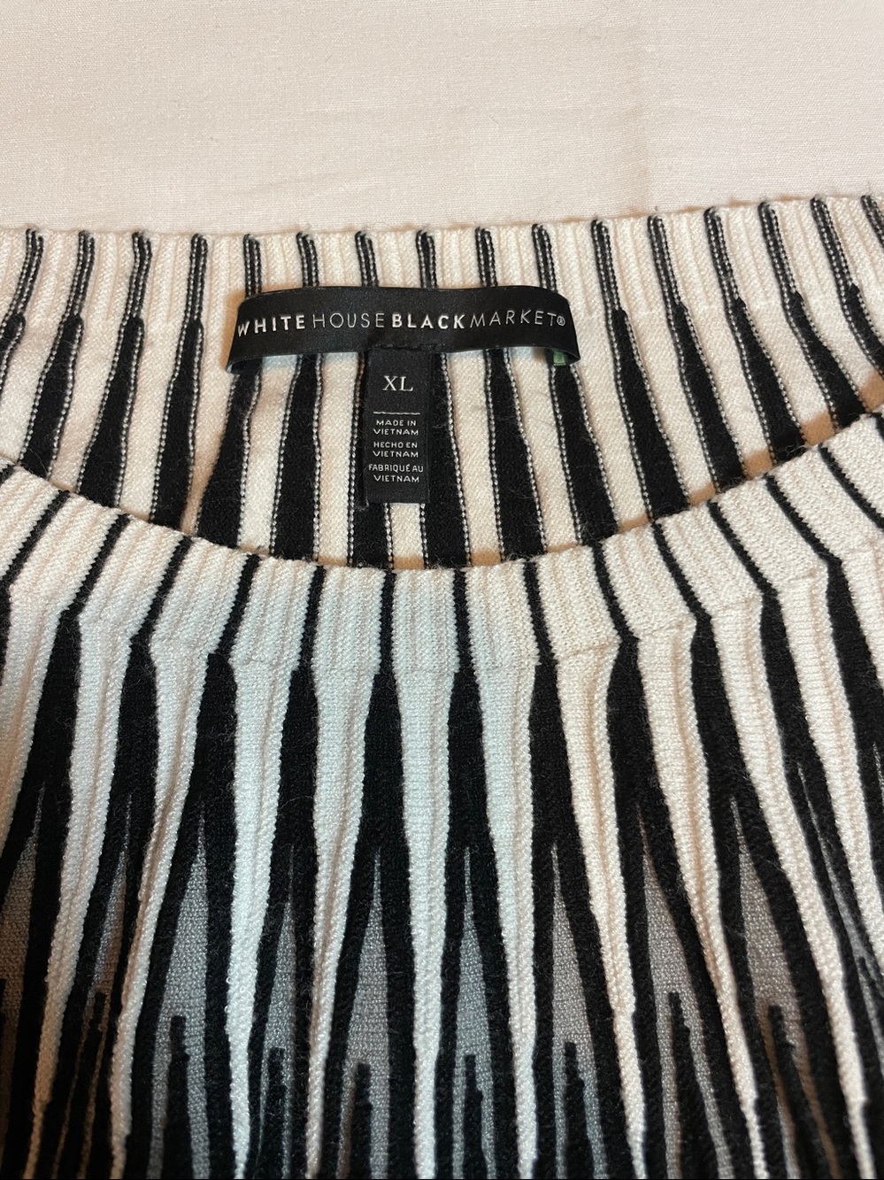 White House Black Market Black and White Vertical Ribbed Knit Top - Picture 2 of 3